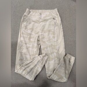 Athleta Women’s Size 0 Beige Camo Jogger Pants Zip Pocket Athleisure‎